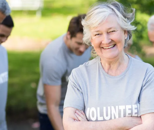 giving-volunteer